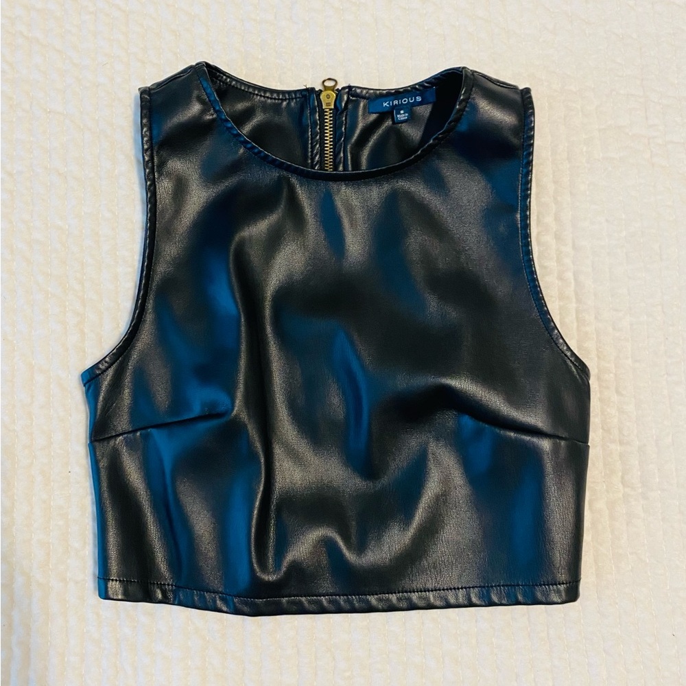 Kirious Faux Leather Crop Top Sleeveless Black Size Small  Zip Up